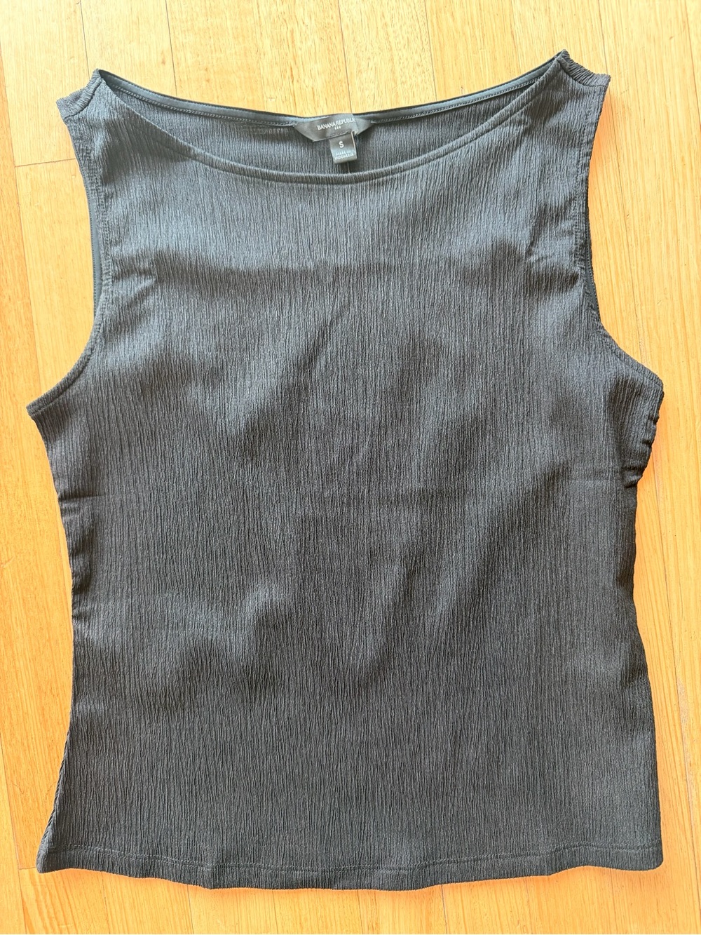 Banana Republic Black Ribbed Shell S NWT - Picture 1 of 4